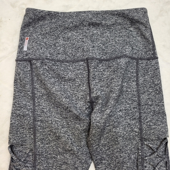 Zella women’s small leggings grey gray excellent condition - Picture 6 of 6